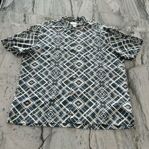 Short sleeve Tommy Bahama shirt